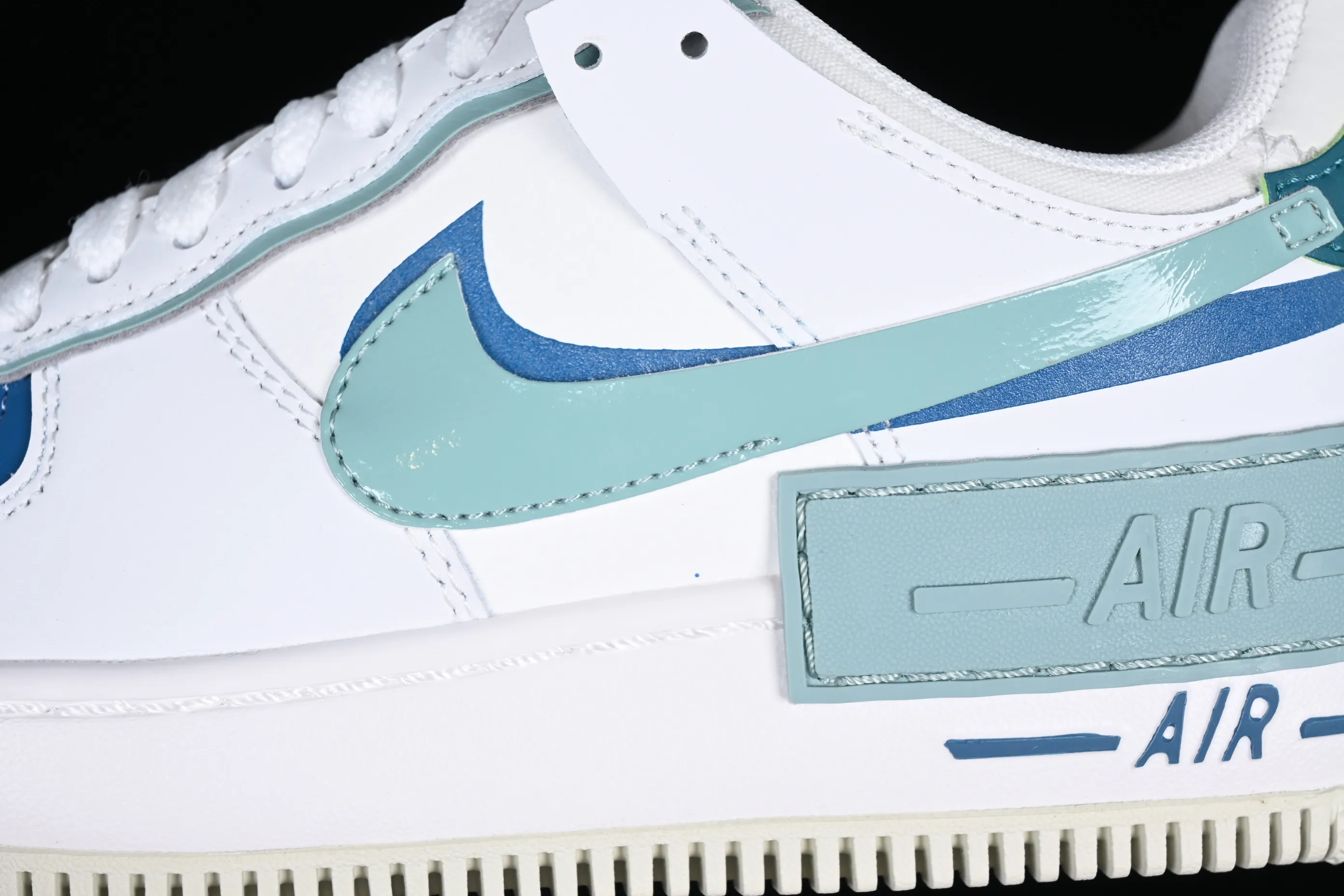 All Categories Nk Air Force 1 Air Force Series Nk Air Force 1 Shadow Air Force Lightweight Increase Nk Air Force 1 Shadow Air Force One Lightweight Increase Low-top Versatile Sneakers DZ1847-001